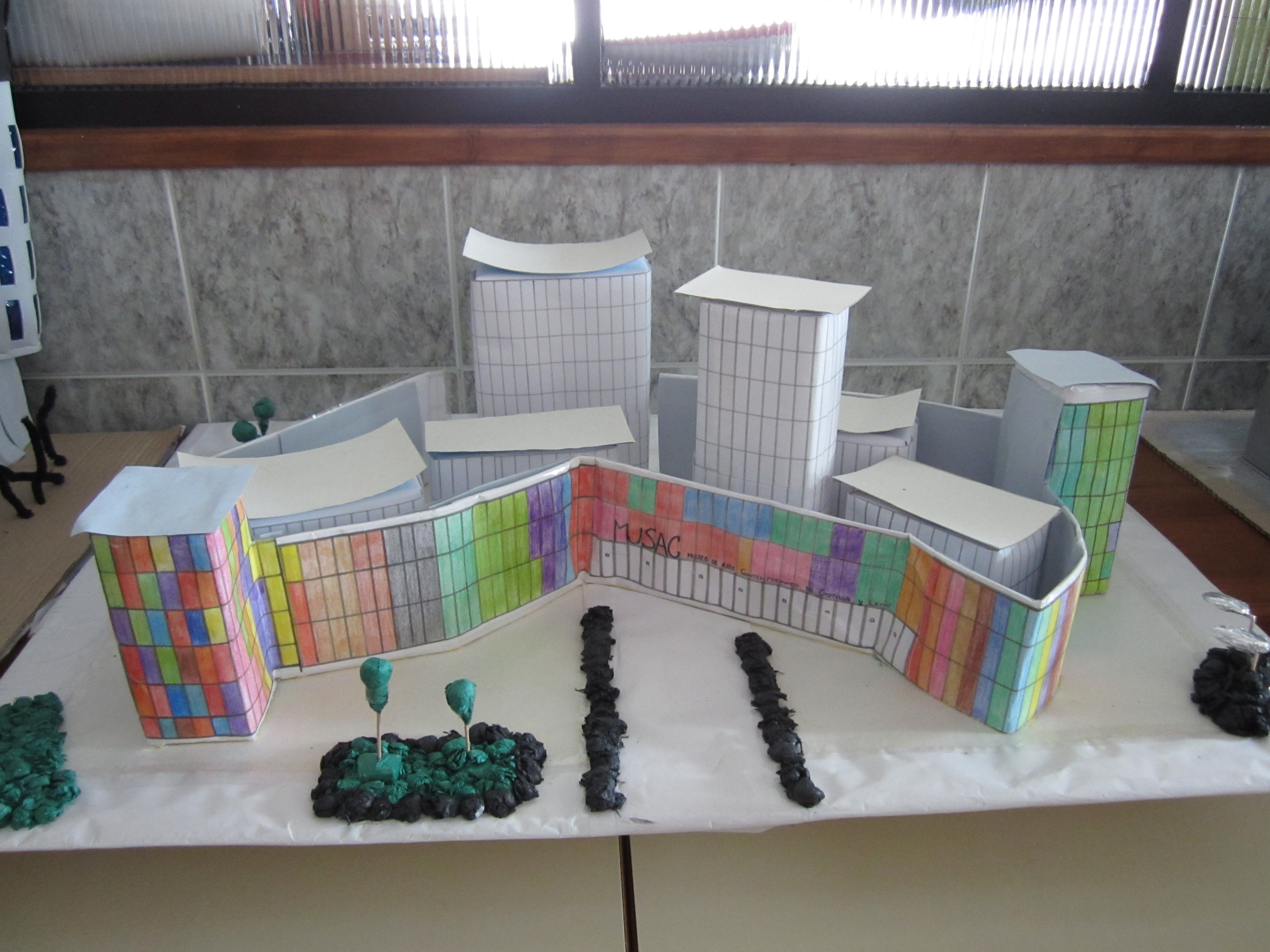 Maquetas | Colegio Discípulas de Jesús de León